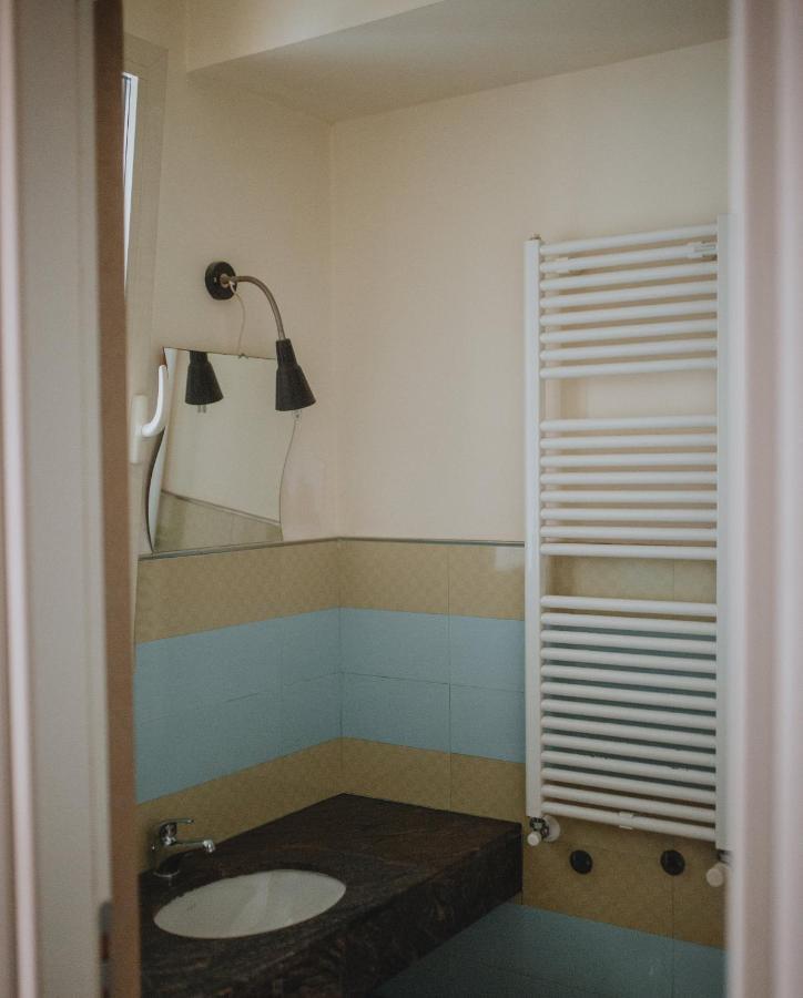 Le Camporelle In Citta Bed & Breakfast Lecce Bagian luar foto